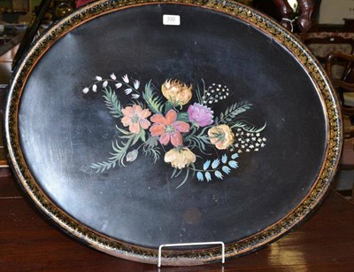 Lot 332 - A large toleware tray