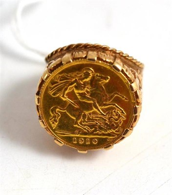 Lot 383 - A 1910 half sovereign in a ring mount