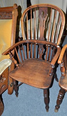 Lot 778 - 19th century high back elm Windsor chair with crinoline stretcher