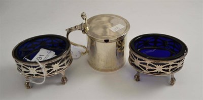 Lot 491 - # Pair of George III oval salts, lacking maker's mark, London 1786, pierced and engraved decoration