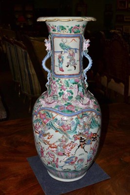 Lot 676 - A large 19th century Chinese famille rose vase