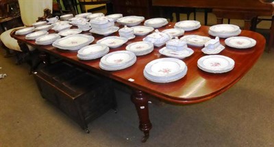 Lot 844 - Victorian dining table fitted four additional leaves and leaf rack, 300cm extended