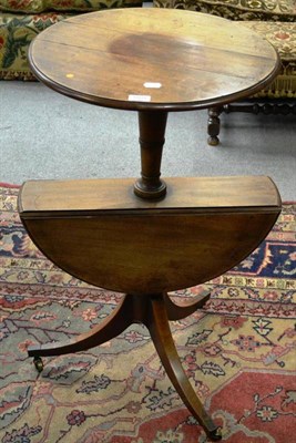 Lot 1604 - ^ George III mahogany two tier drop leaf whatnot