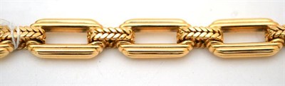 Lot 13 - A fancy link bracelet, length 20cm