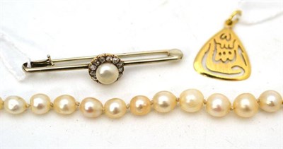 Lot 27 - A pearl and diamond bar brooch, a button shaped pearl within a border of old cut diamonds,...