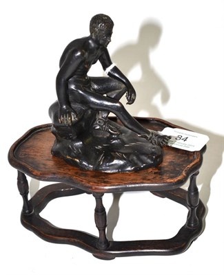 Lot 34 - Classical bronze nude on a hardstone stand, 12cm high