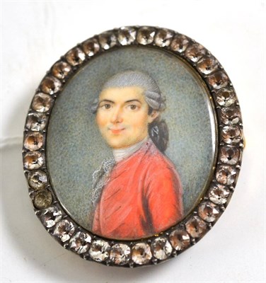 Lot 106 - An 18th century paste set portrait miniature of a gentleman