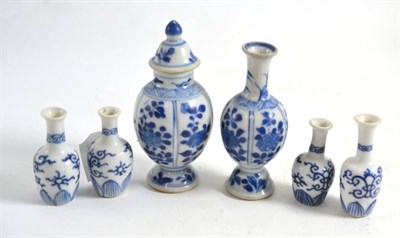 Lot 332 - Four miniature cargo vases, Vung Tao vase and cover and a miniature vase (6)