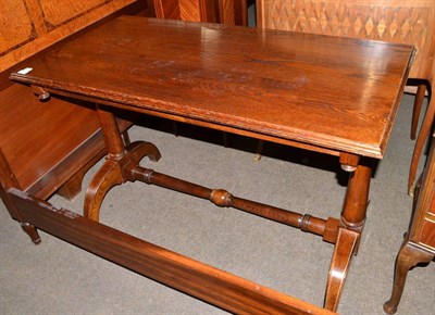 Lot 671 - Oak rectangular top side table with turned stretcher