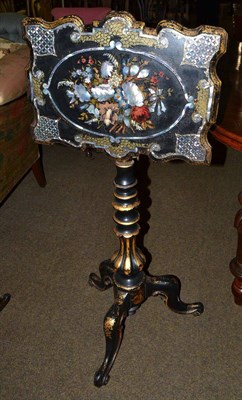 Lot 789 - Victorian papier mache adjustable tripod table