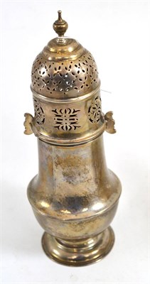 Lot 516 - A silver sugar caster, Birmingham Assay 1904