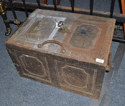 Lot 1370 - A metal strongbox with key