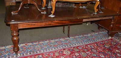 Lot 1491 - Victorian mahogany extending dining table with two leaves