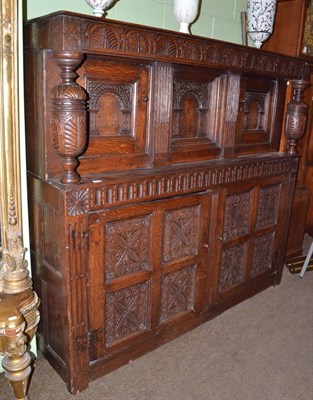 Lot 1533 - Oak court cupboard