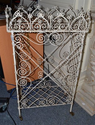 Lot 1649 - Victorian wire flower stand