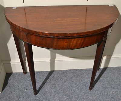 Lot 1833 - George III mahogany table