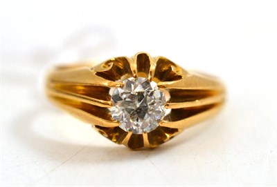 Lot 46 - An 18ct gold diamond solitaire ring, an old cut diamond in a yellow claw setting, estimated diamond