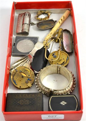 Lot 527 - * Victorian silver caddy spoon, two lacquered snuff boxes, two Victorian brooches, white metal...