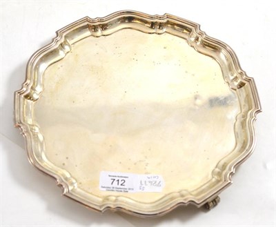 Lot 712 - A silver salver, Birmingham assay model