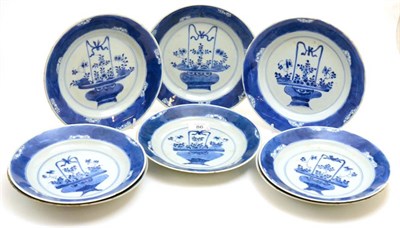 Lot 86 - Set of eight Chinese blue and white plates, diameter 21cm