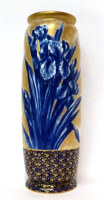 Lot 73 - * A Royal Doulton Flow Blue tall baluster vase decorated with lilies, 43cm high