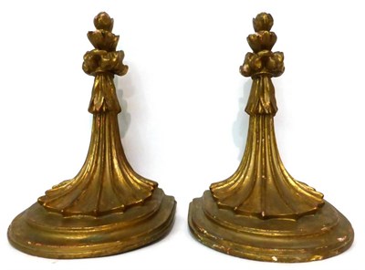 Lot 211 - * A pair of gilt wall brackets