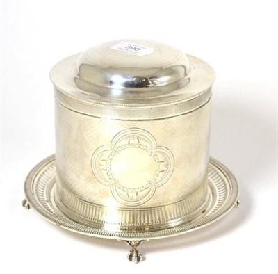 Lot 390 - A silver biscuit barrel, London 1898