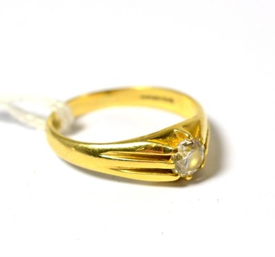 Lot 539 - An 18ct gold single stone diamond ring, the round brilliant cut diamond in a claw setting to...