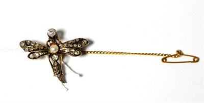 Lot 575 - A dragonfly brooch, inset throughout with old cut and rose cut diamonds, a pearl to the body...