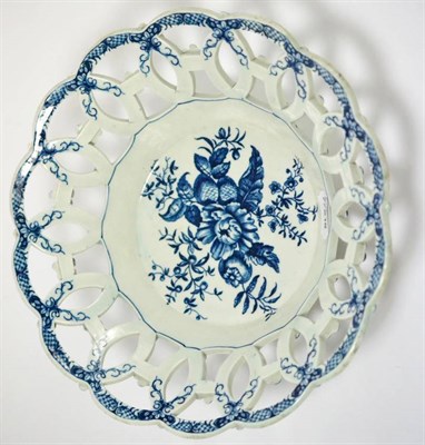 Lot 113 - A First Period Worcester porcelain Pine Cone pattern circular basket, 28cm diameter