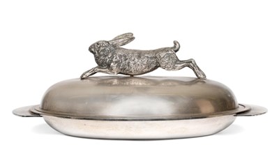Lot 368 - A silver plated oval serving dish surmounted with a hare handle
