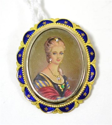 Lot 496 - A stone set miniature brooch/pendant, the portrait of a lady inset with diamonds and an emerald, in