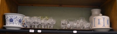 Lot 510 - A shelf including assorted crystal and cut drinking glasses, a Wedgwood jardiniere, Chinese...