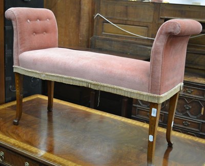 Lot 1481 - An Edwardian pink velvet upholstered window seat