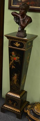 Lot 1610 - A Chinoiserie pedestal