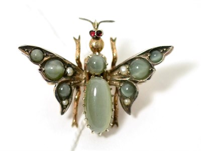 Lot 79 - A chrysoberyl, seed pearl and garnet bug brooch, a cat's-eye chrysoberyl set body and wings...